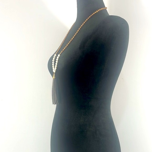 BCBG Long Tassel White,Grey Howlite & Wood, Necklace,Gold,Grey Suede Tassel,Boho - Picture 2 of 8